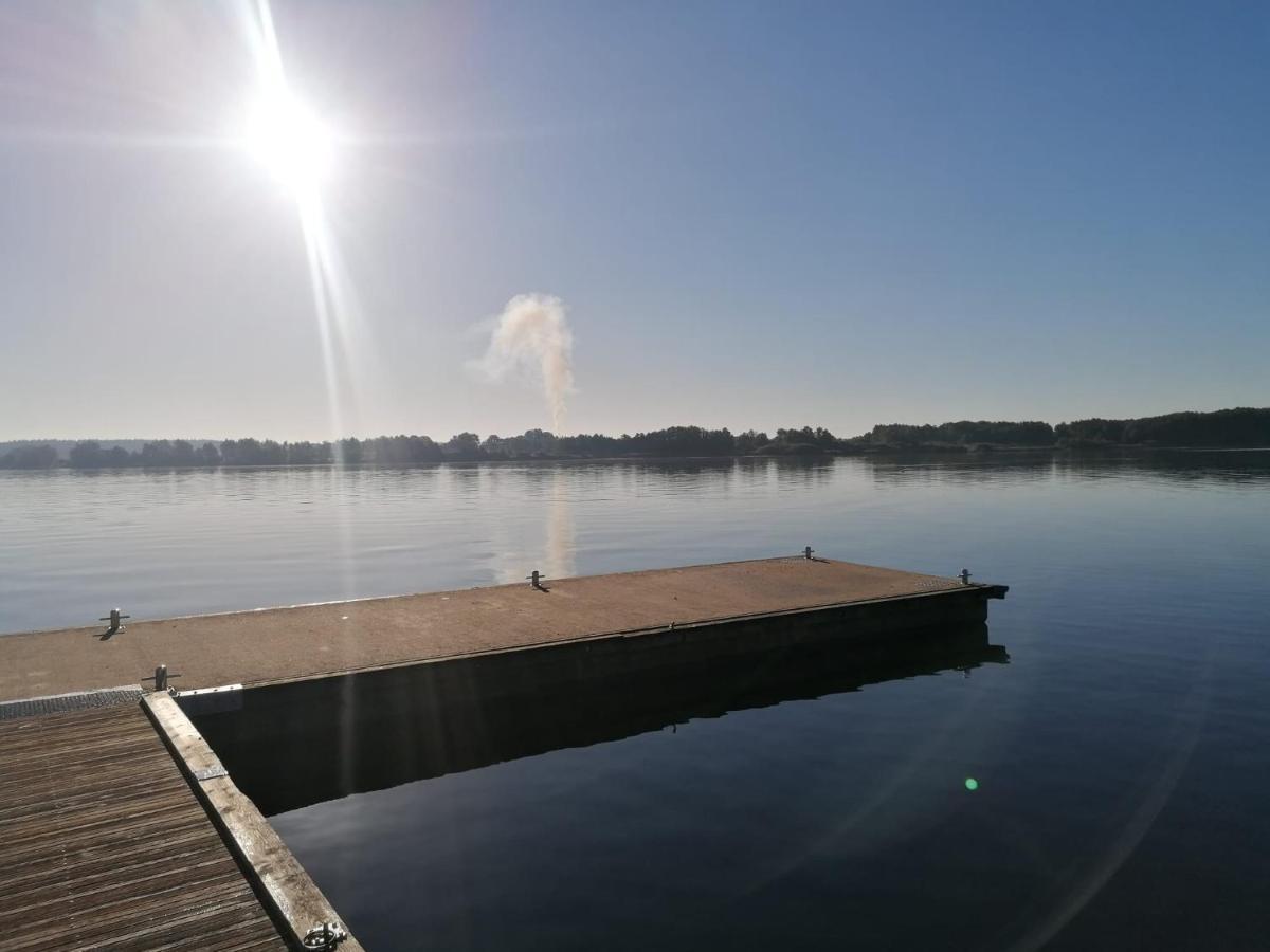 Ferienanlage Mueritz Seeromantik Sietow Dorf Exterior foto